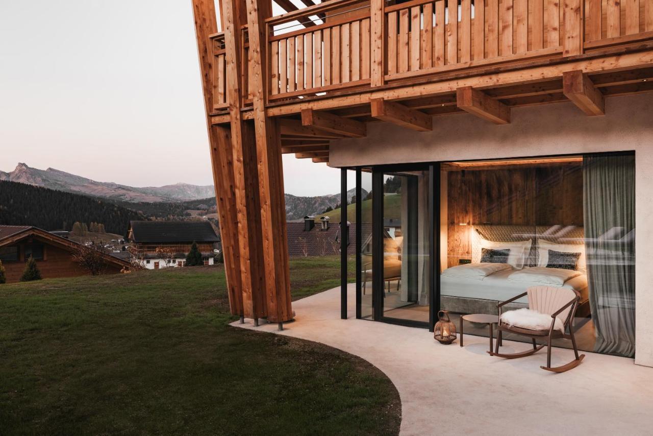 Luxury Spa Chalet Lum D'Or Selva di Val Gardena Exterior photo